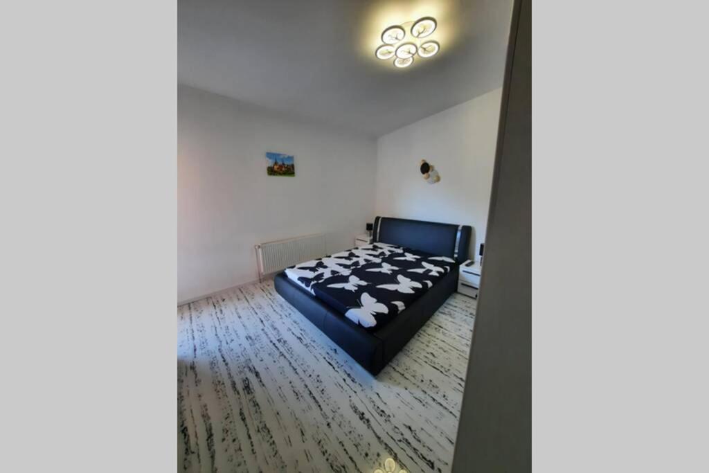 Apartament Erika Синая Екстериор снимка